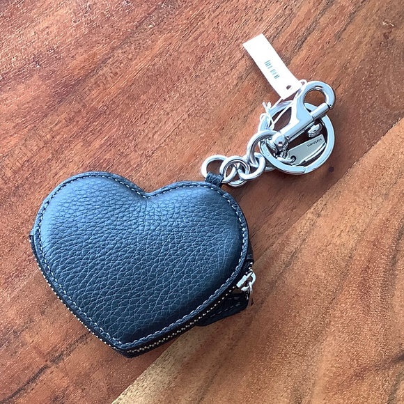 NWT Coach black heart pouch with rivets - Picture 4 of 7